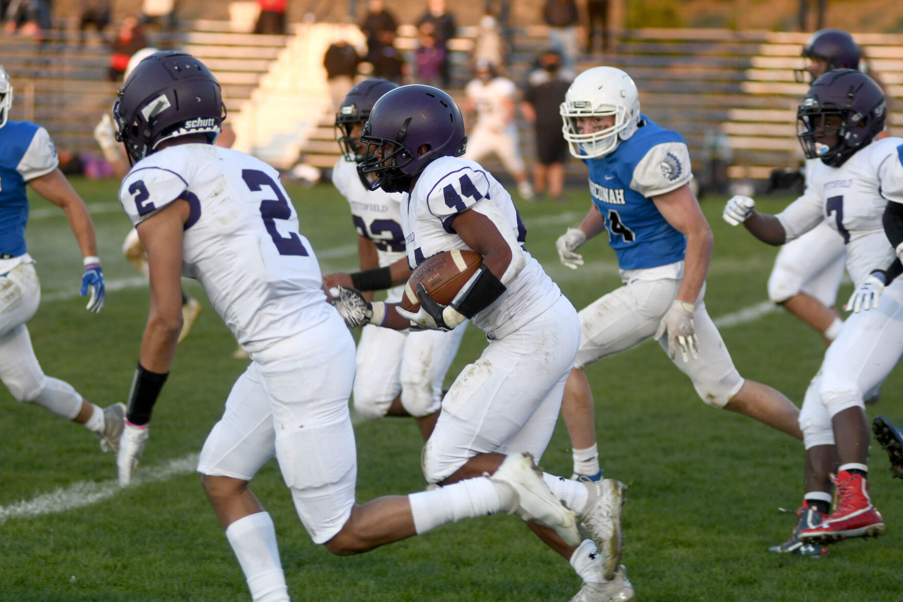 2021-04-24-WAHPHSFOOTBALL-4